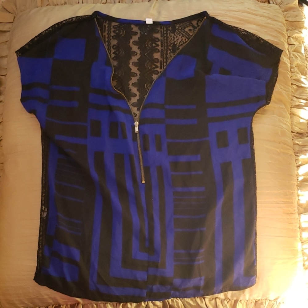 Sexy zip-up shirt